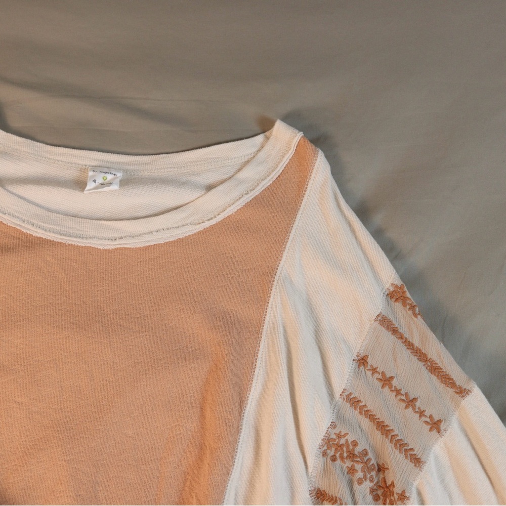 💕BOHO STYLE BY TOGETHER FLORAL DETAILED SLEEVES SWEATSHIRT💕